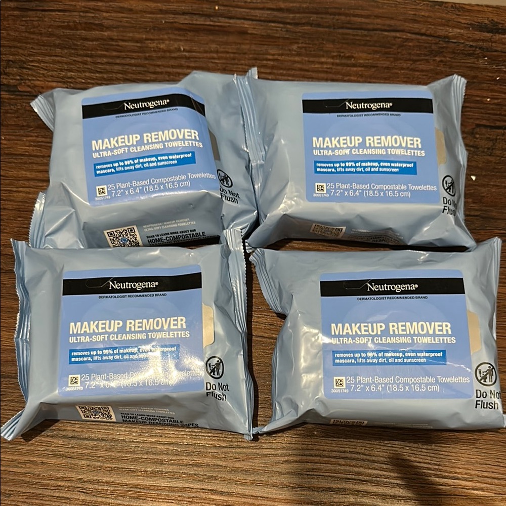 Neutrogena Blue Makeup Remover Towelettes - 4 packs